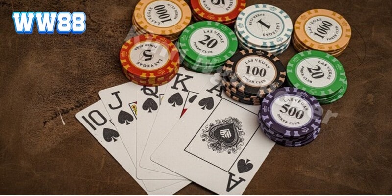 Lưu ý quan trọng khi chơi poker 